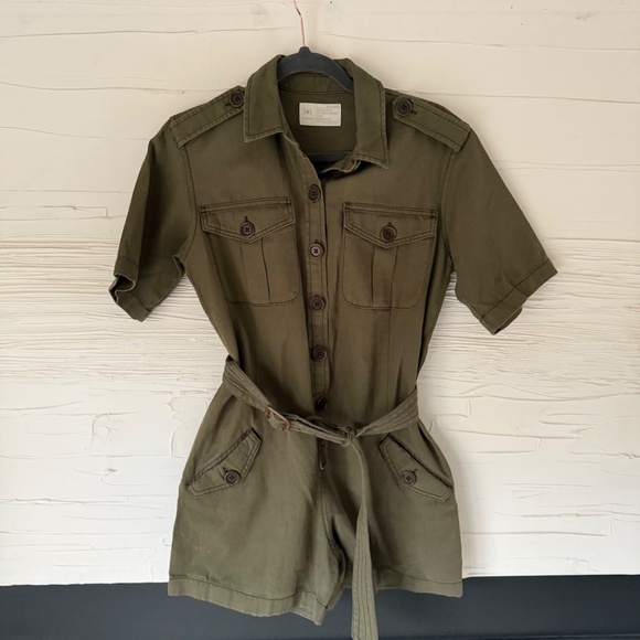 Reiss | Size 0 | Utility Short-Sleeve Belted Romper | Olive Green - Picture 2 of 11